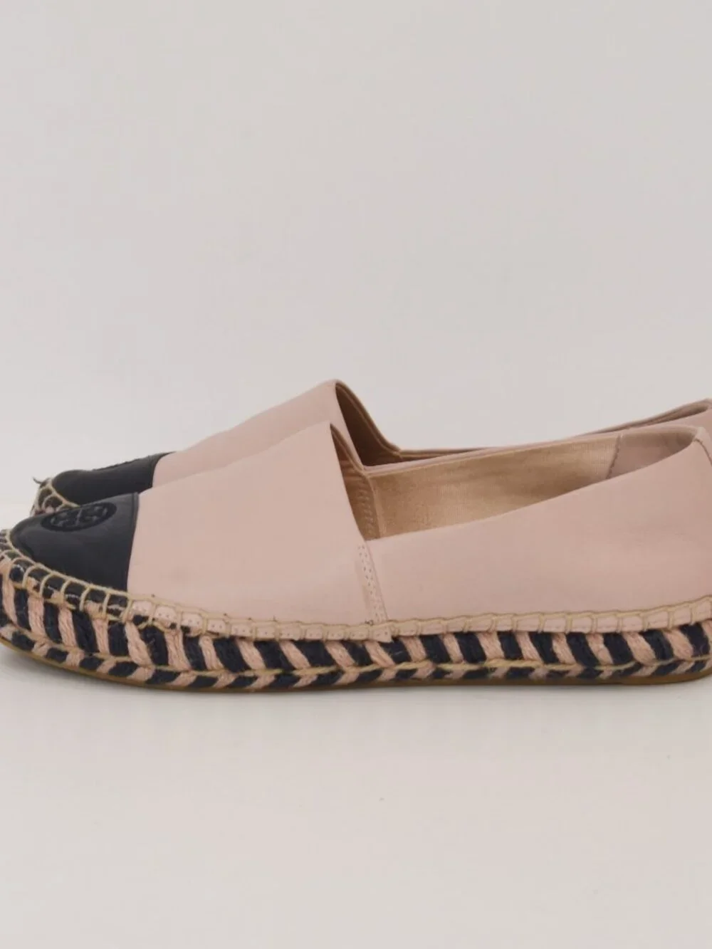 SOLD ON EBAY Tory Burch Leather Colorblock Espadrille Flats Cap Toe Logo 7M 8099
